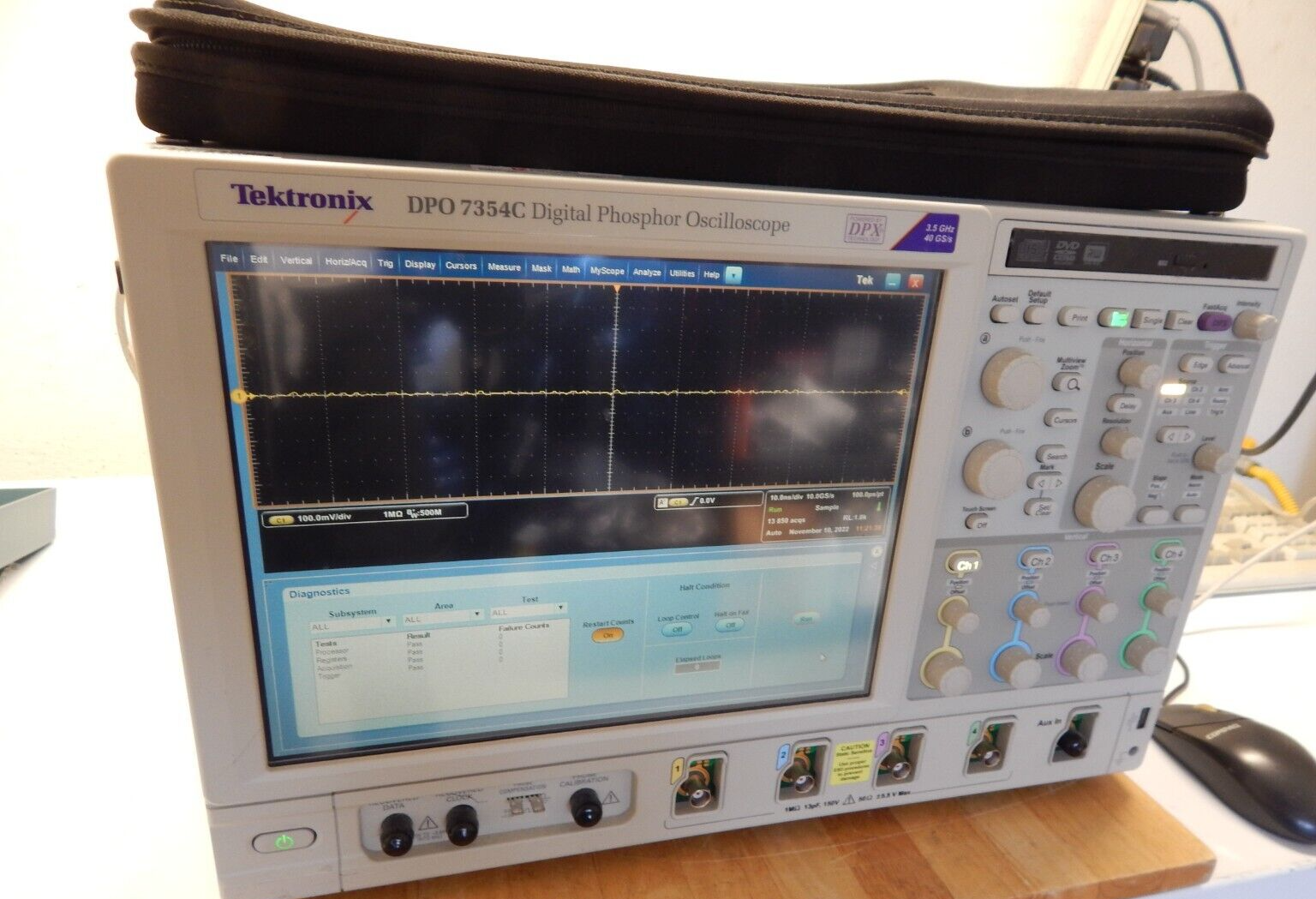 Tektronix DPO7354C 4 Channel 3.5GHz Phosphor Oscilloscope,NIST cal'd Tektronix DPO7354C 4 Channel 3.5GHz Phosphor Oscilloscope,NIST cal'd
